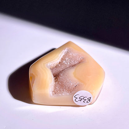 B353◇１点物◇瑪瑙 トーチ◇60×43×12mm◇天然石・鉱物・パワーストーン