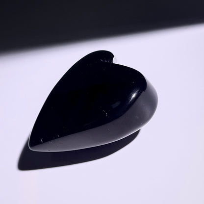 B373◇１点物◇レインボーオブシディアン  ハート◇39×51×21mm◇天然石・鉱物・パワーストーン