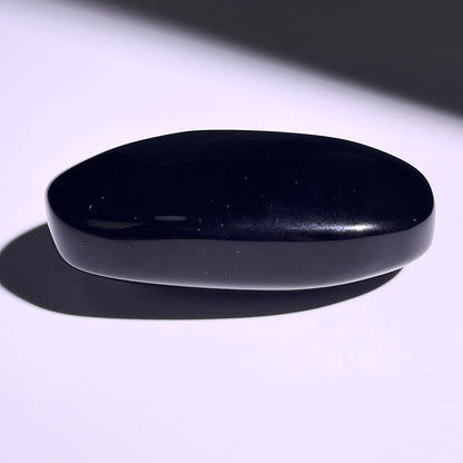 B385◇１点物◇レインボーオブシディアン  パーム◇57×37×20mm◇天然石・鉱物・パワーストーン