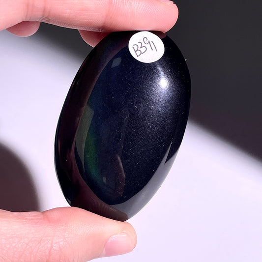 B391◇１点物◇レインボーオブシディアン  パーム◇56×34×17mm◇天然石・鉱物・パワーストーン