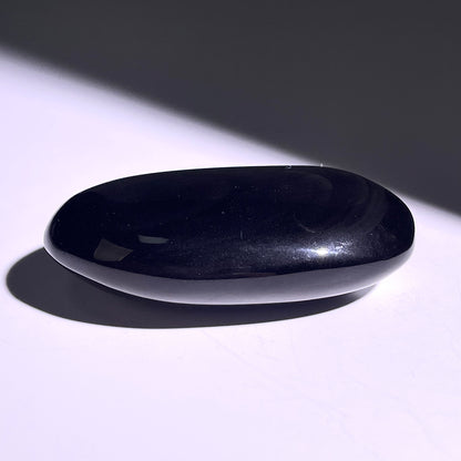 B391◇１点物◇レインボーオブシディアン  パーム◇56×34×17mm◇天然石・鉱物・パワーストーン