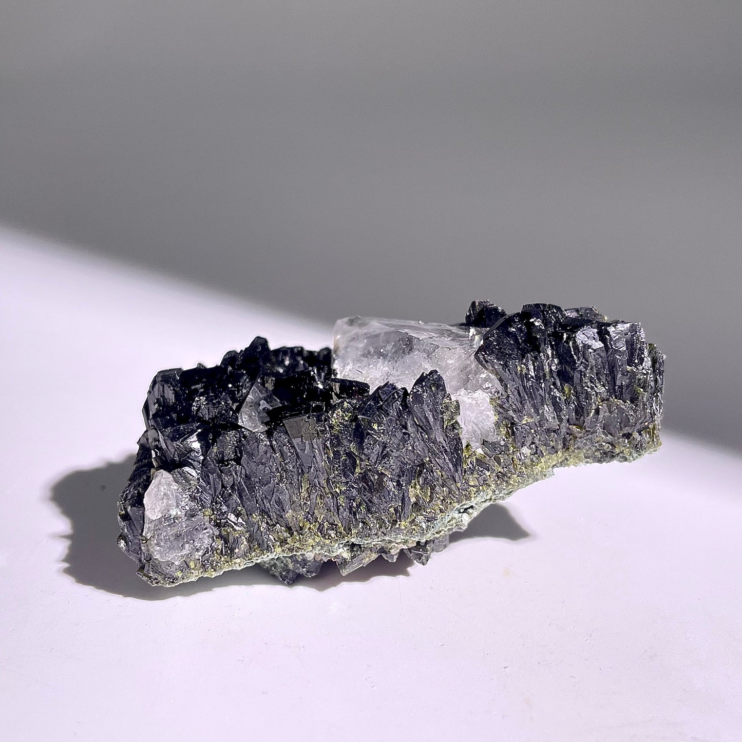 A237◇１点物◇エピドート  クラスター◇54×31×23mm◇天然石・鉱物・パワーストーン