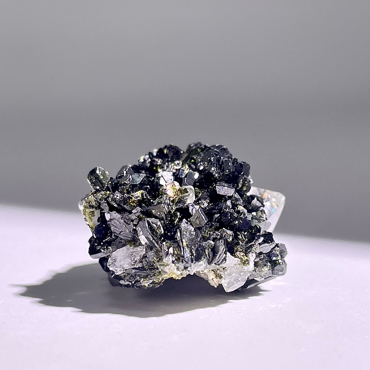 A239◇１点物◇エピドート  クラスター◇40×27×17mm◇天然石・鉱物・パワーストーン