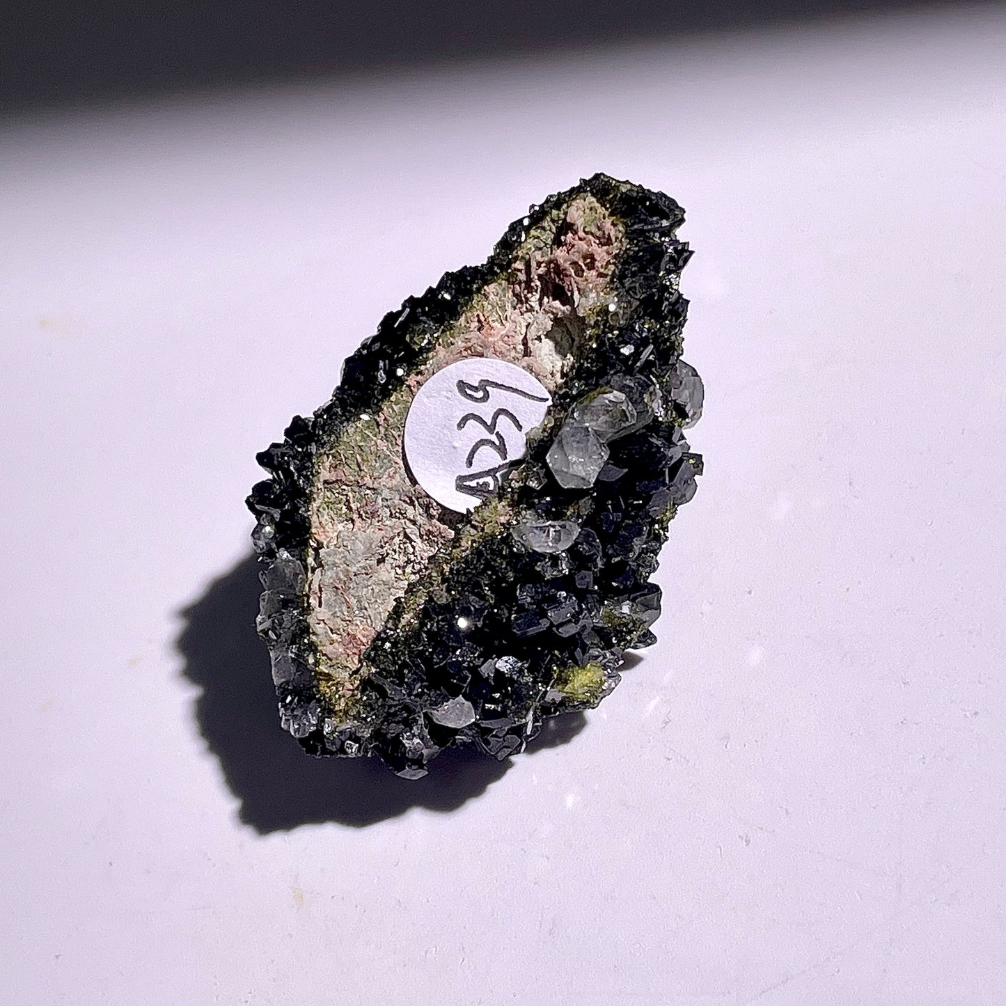 A239◇１点物◇エピドート  クラスター◇40×27×17mm◇天然石・鉱物・パワーストーン