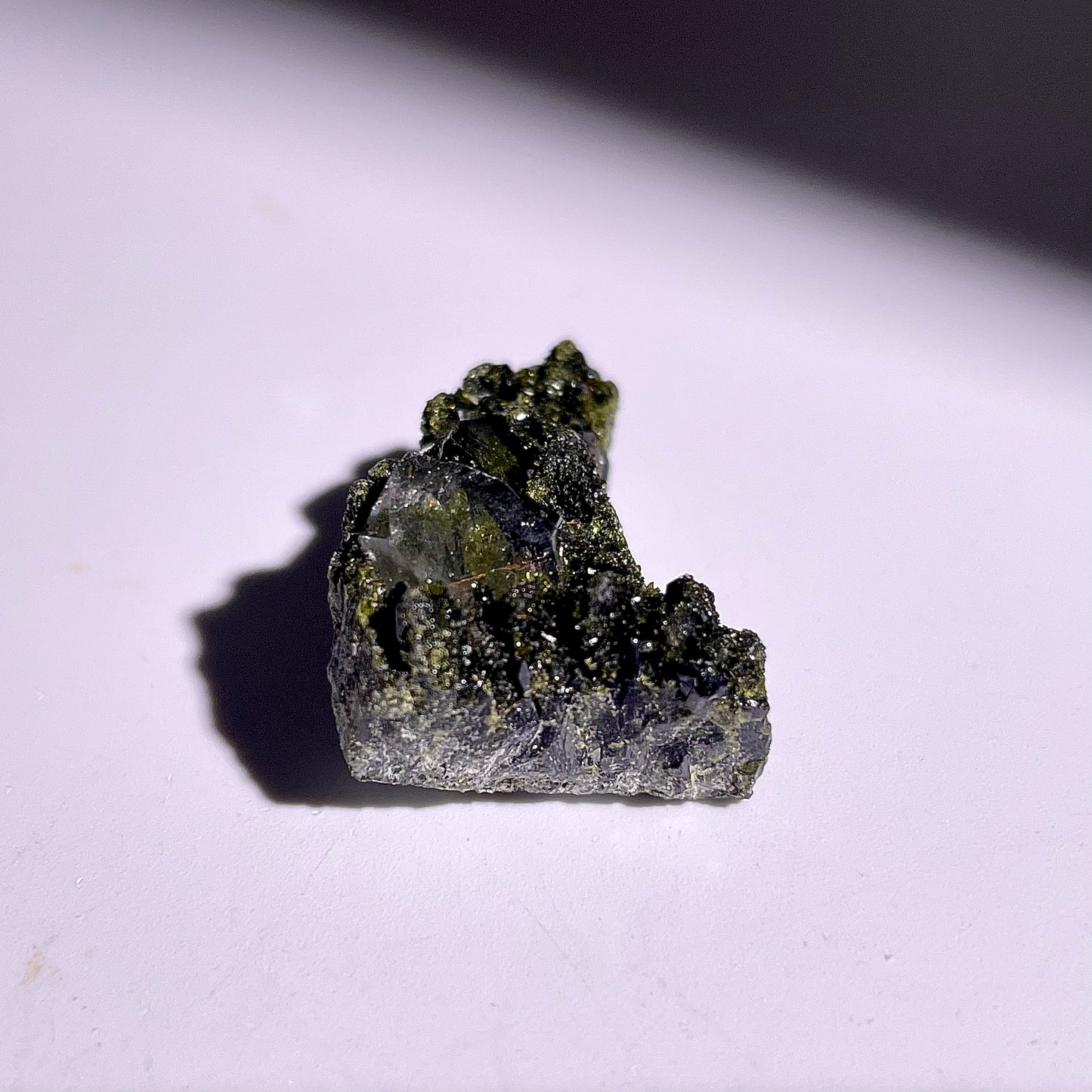 A243◇１点物◇エピドート  クラスター◇43×31×22mm◇天然石・鉱物・パワーストーン