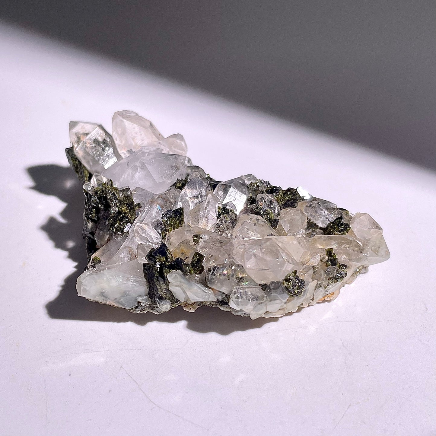 A244◇１点物◇エピドート  クラスター◇70×39×15mm◇天然石・鉱物・パワーストーン