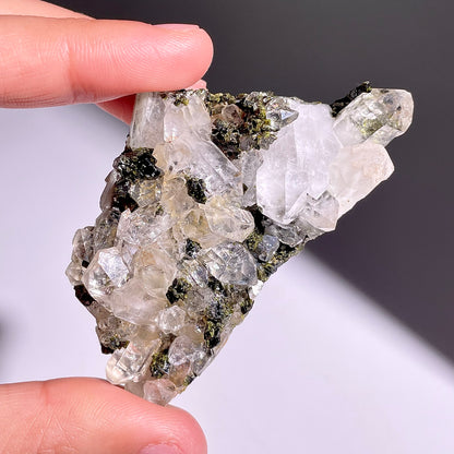 A244◇１点物◇エピドート  クラスター◇70×39×15mm◇天然石・鉱物・パワーストーン