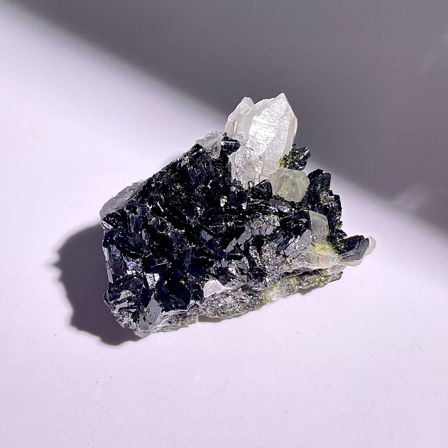 A247◇１点物◇エピドート  クラスター◇40×26×28mm◇天然石・鉱物・パワーストーン