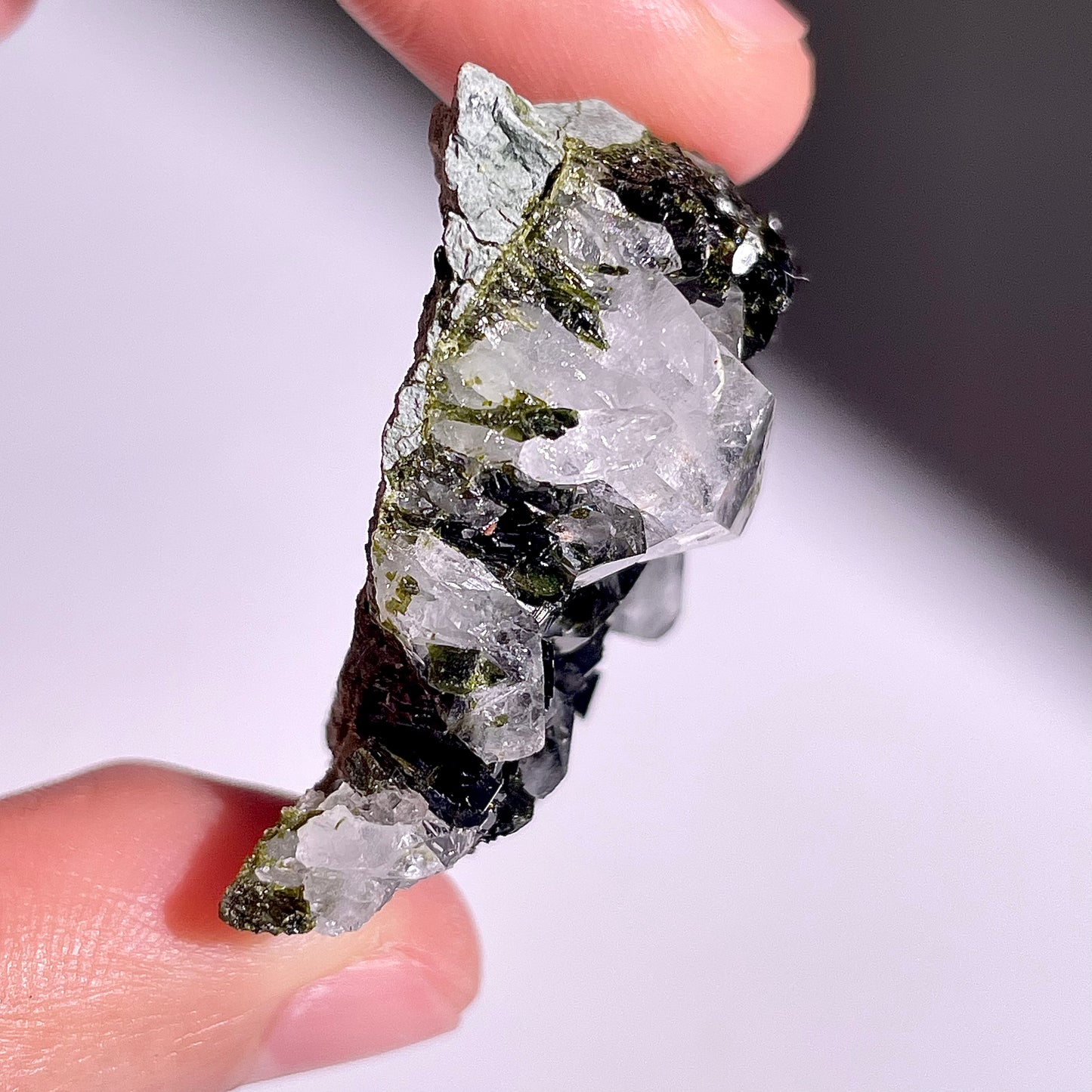 A249◇１点物◇エピドート  クラスター◇33×30×17mm◇天然石・鉱物・パワーストーン