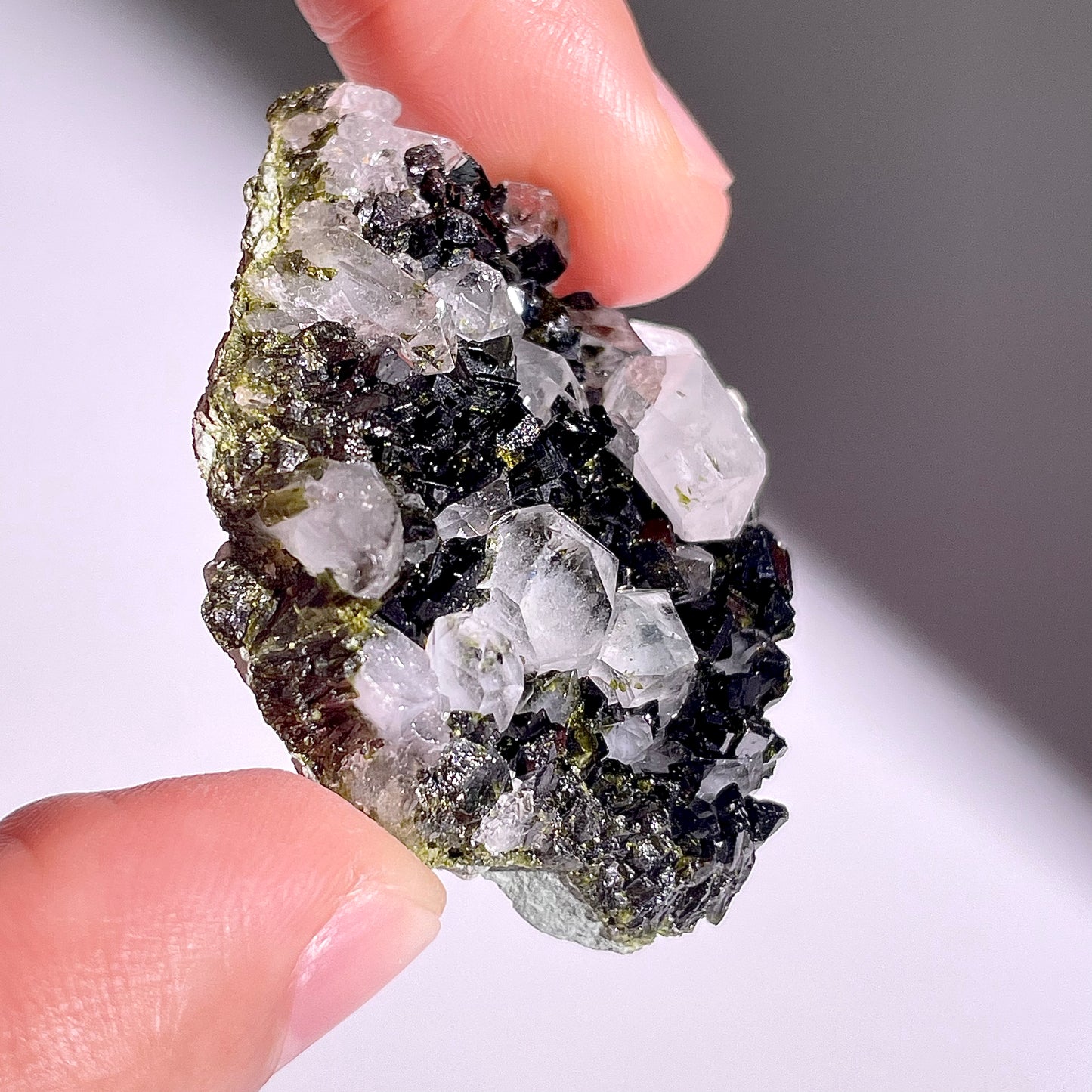 A249◇１点物◇エピドート  クラスター◇33×30×17mm◇天然石・鉱物・パワーストーン