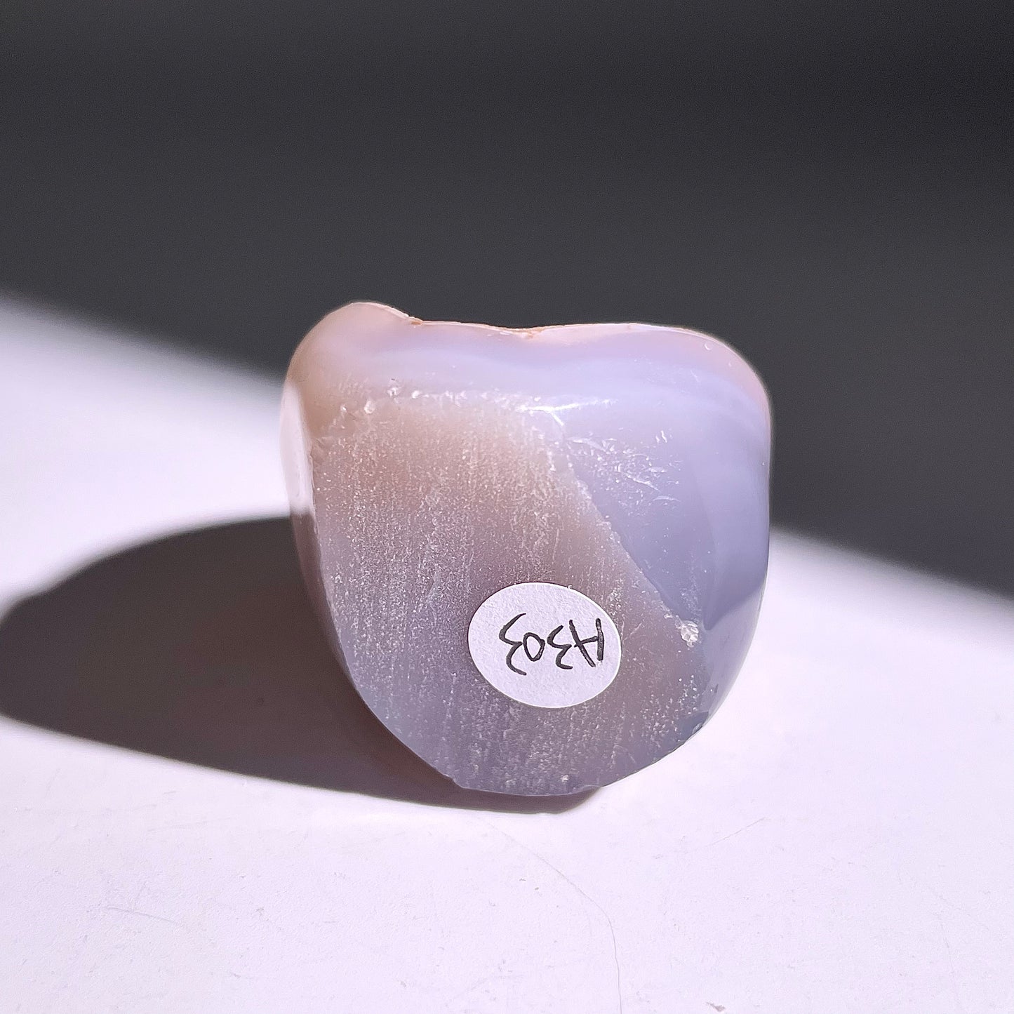 A303◇１点物◇瑪瑙  クラスター◇48×39×34mm◇天然石・鉱物・パワーストーン