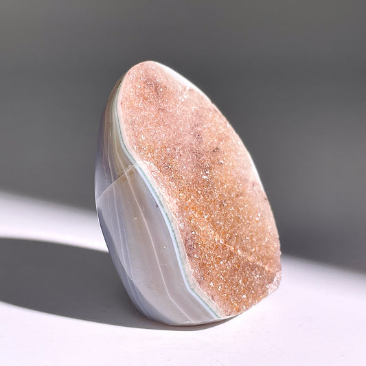 A305◇１点物◇瑪瑙  クラスター◇54×35×27mm◇天然石・鉱物・パワーストーン