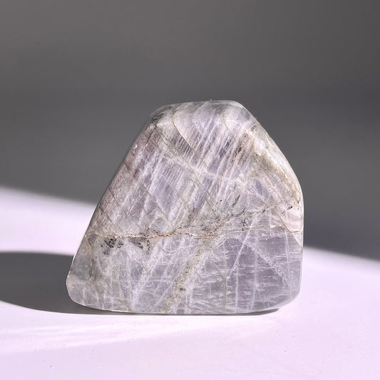 A331◇１点物◇ラブラドライト 不規則◇46×52×24mm◇天然石・鉱物・パワーストーン