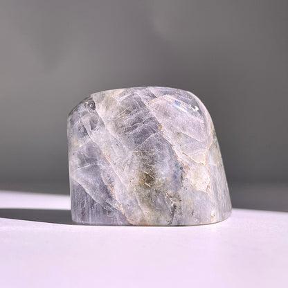 A334◇１点物◇ラブラドライト 不規則◇41×43×28mm◇天然石・鉱物・パワーストーン