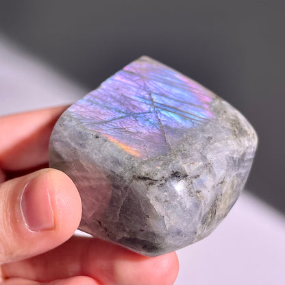 A334◇１点物◇ラブラドライト 不規則◇41×43×28mm◇天然石・鉱物・パワーストーン