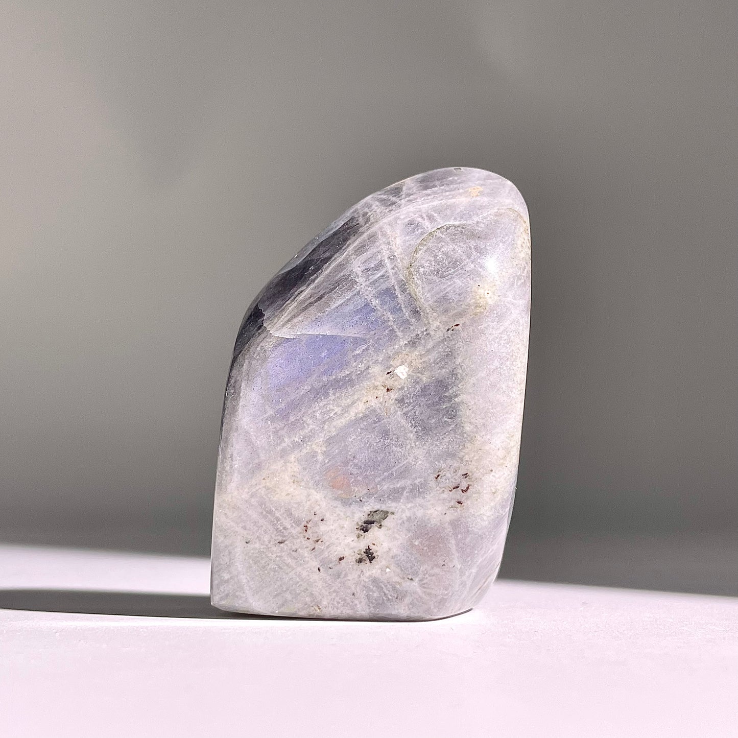 A335◇１点物◇ラブラドライト 不規則◇58×36×20mm◇天然石・鉱物・パワーストーン