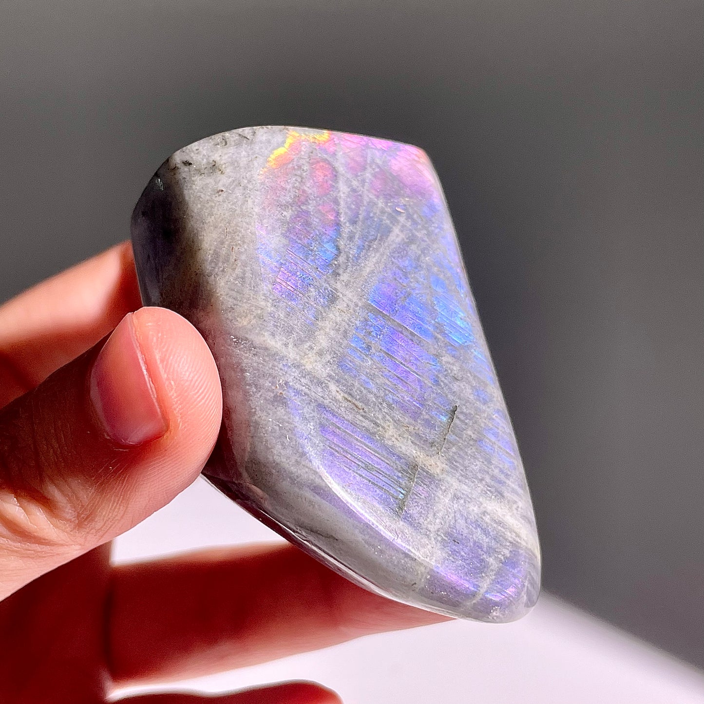 A335◇１点物◇ラブラドライト 不規則◇58×36×20mm◇天然石・鉱物・パワーストーン