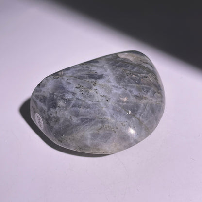 A342◇１点物◇ラブラドライト 不規則◇84×63×34mm◇天然石・鉱物・パワーストーン