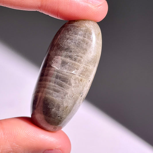 A346◇１点物◇ラブラドライト 不規則◇45×26×18mm◇天然石・鉱物・パワーストーン