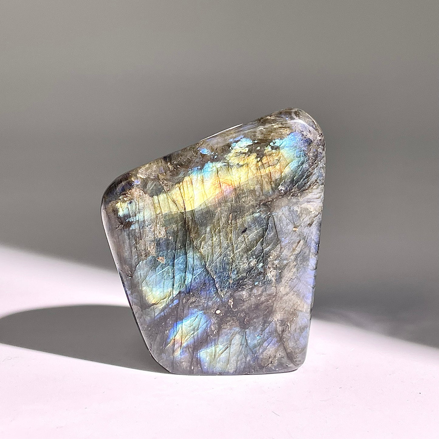 A348◇１点物◇ラブラドライト 原石◇53×48×27mm◇天然石・鉱物・パワーストーン