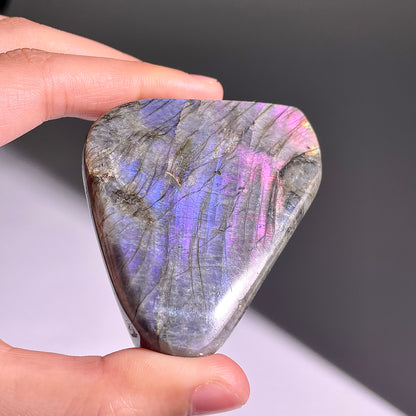 A352◇１点物◇ラブラドライト 原石◇59×56×21mm◇天然石・鉱物・パワーストーン