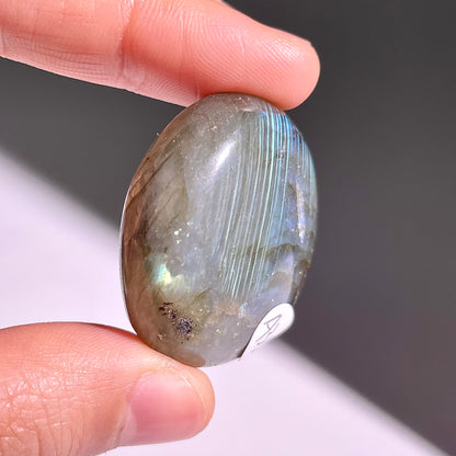 A355◇１点物◇ラブラドライト 原石◇34×32×12mm◇天然石・鉱物・パワーストーン